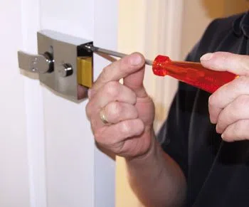 Neighborhood Locksmith Store West Palm Beach, FL 561-223-4932 - lock-locksmith
